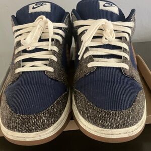 Nike Dunk Tweed Midnight Navy Corduroy
Size 13